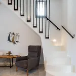 Mavrokastro * אדאמאס