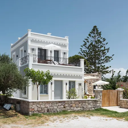 Mavrokastro Holiday home Adamantas (Milos)