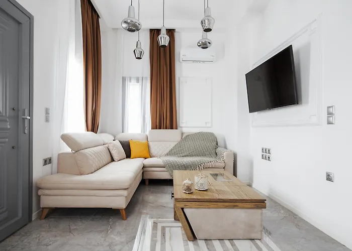 別荘 Mavrokastro *