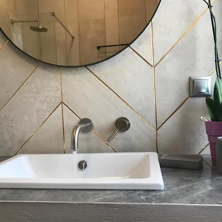 Mavrokastro * Adamantas (Milos)