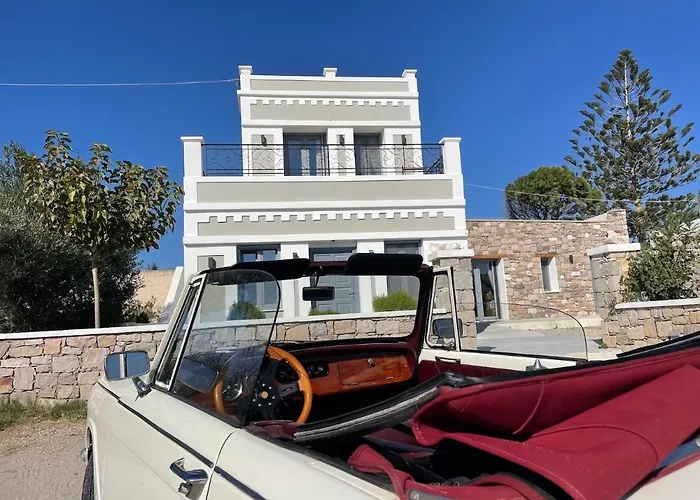 Mavrokastro * Adamantas (Milos)